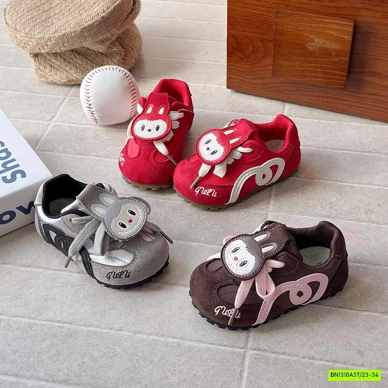 GIÀY THỂ THAO GẮN LABUBU