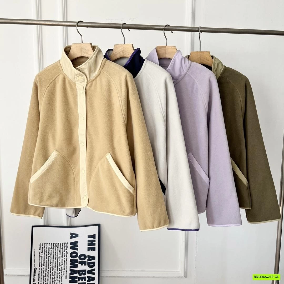 KHOÁC NỈ PHỐI MÀU VIỀN