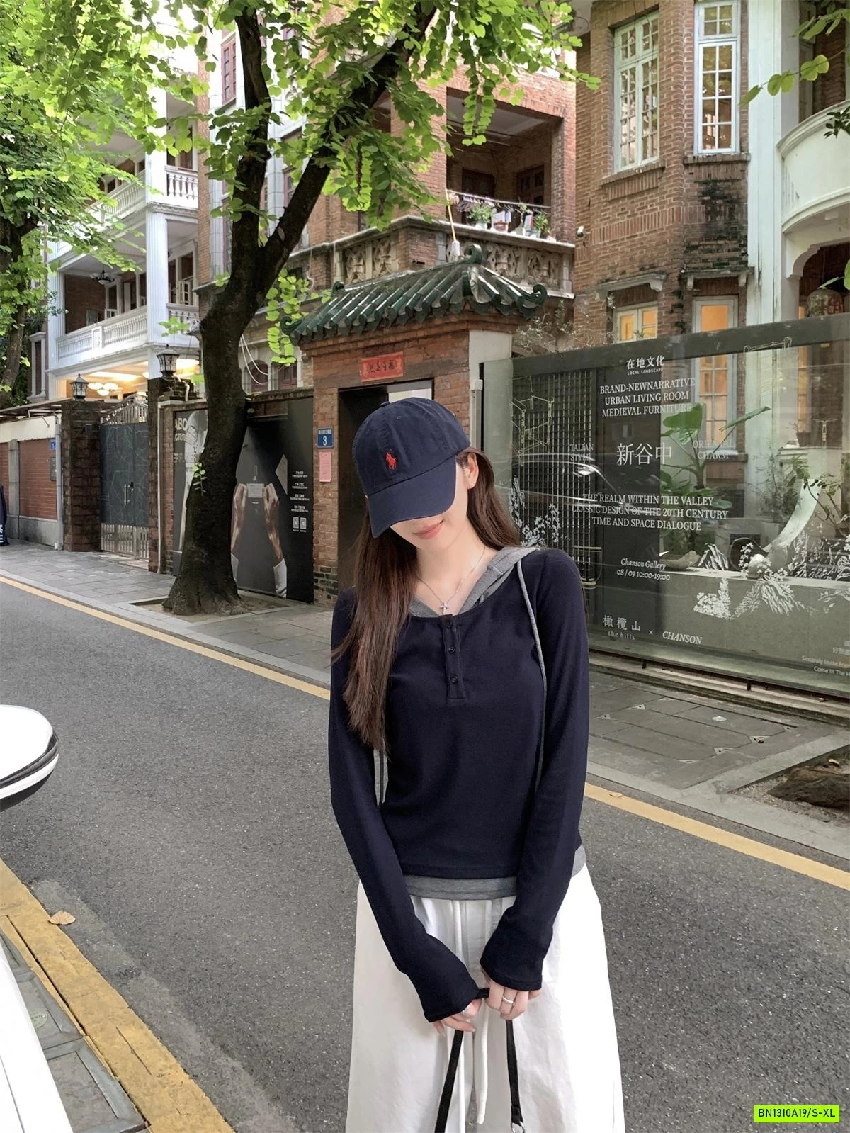 ÁO NỈ CÚC NGỰC LIỀN MŨ