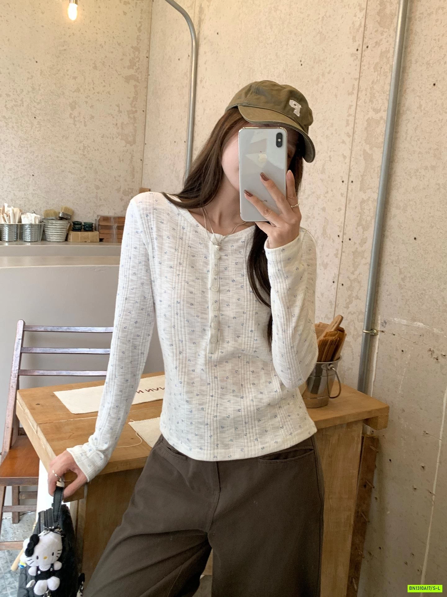 ÁO THUN HOA NHÍ CÚC NGỰC