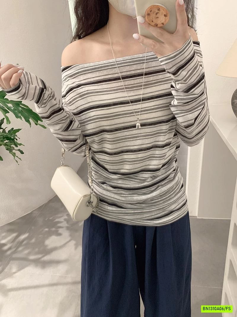 MONTOGHI DỆT KẺ TRỄ VAI