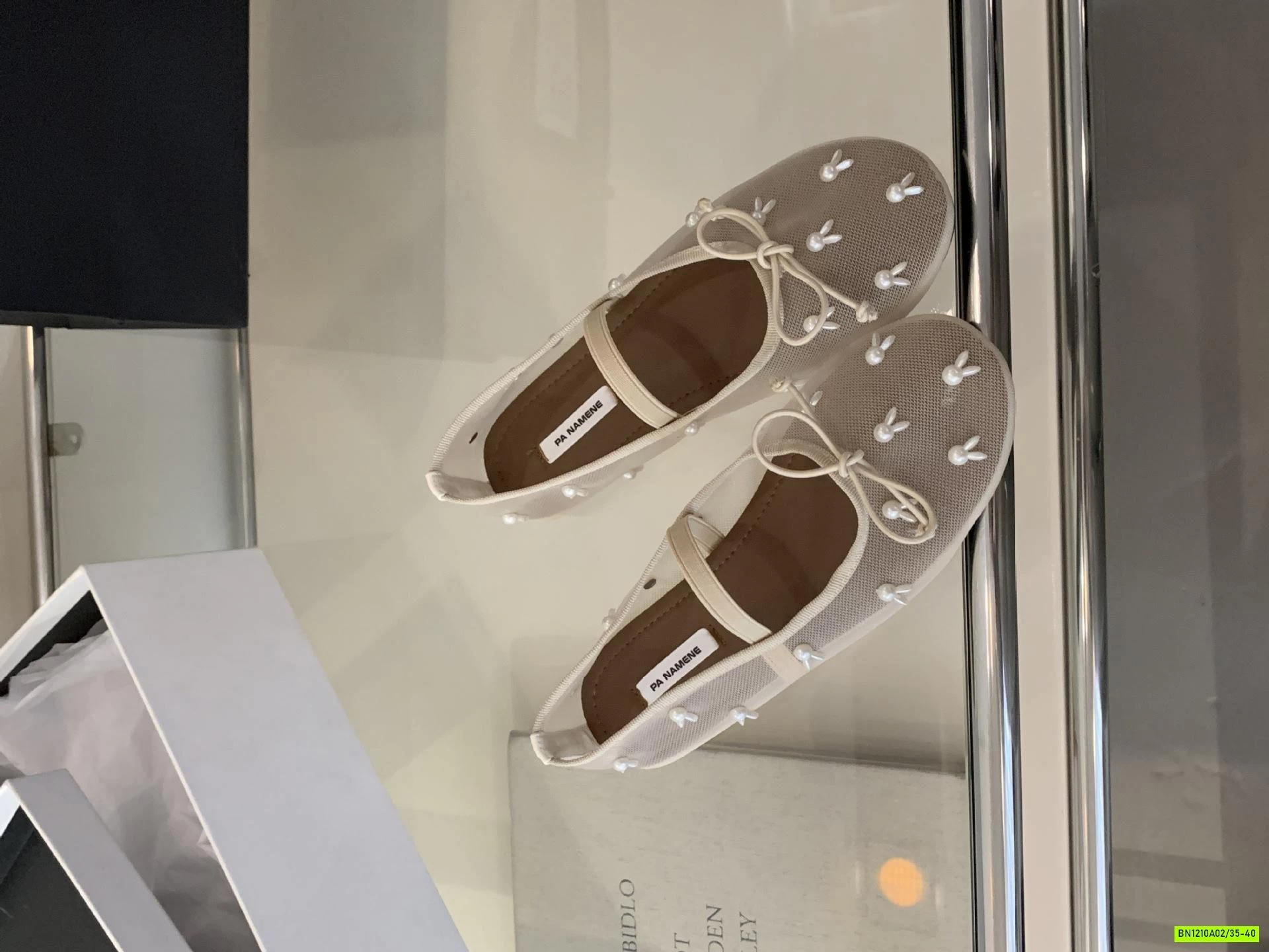 GIÀY BÚP BÊ LƯỚI GẮN THỎ