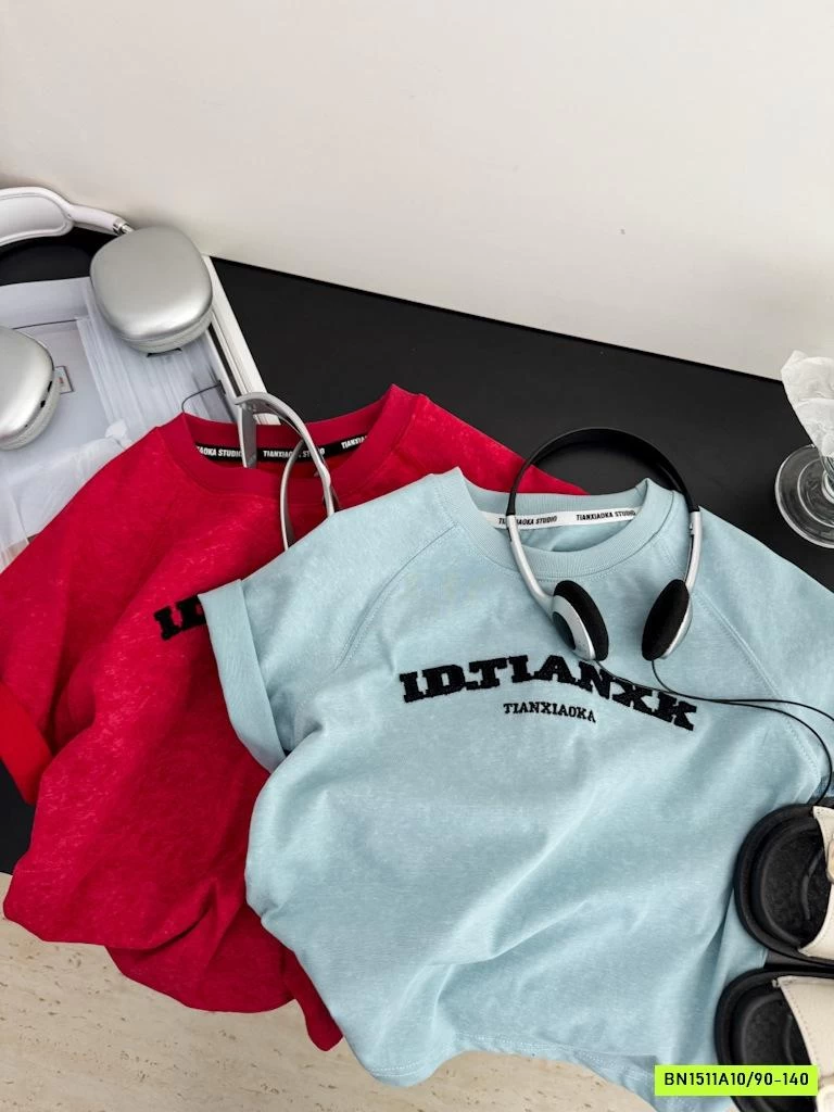 ÁO THUN THÊU CHỮ NGỰC