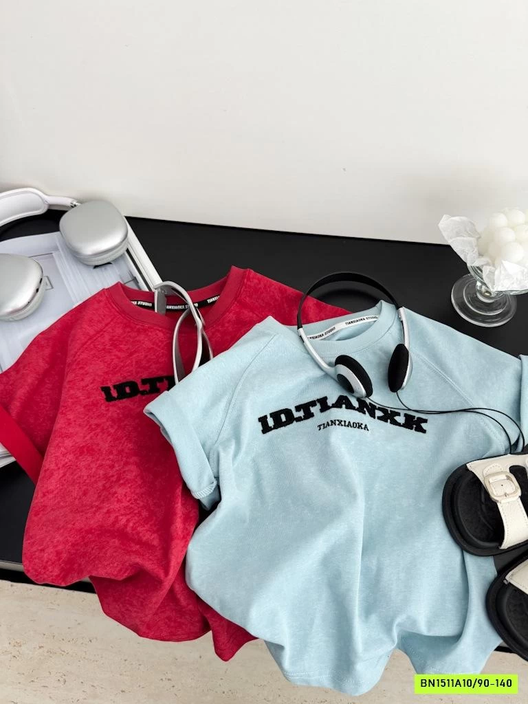 ÁO THUN THÊU CHỮ NGỰC