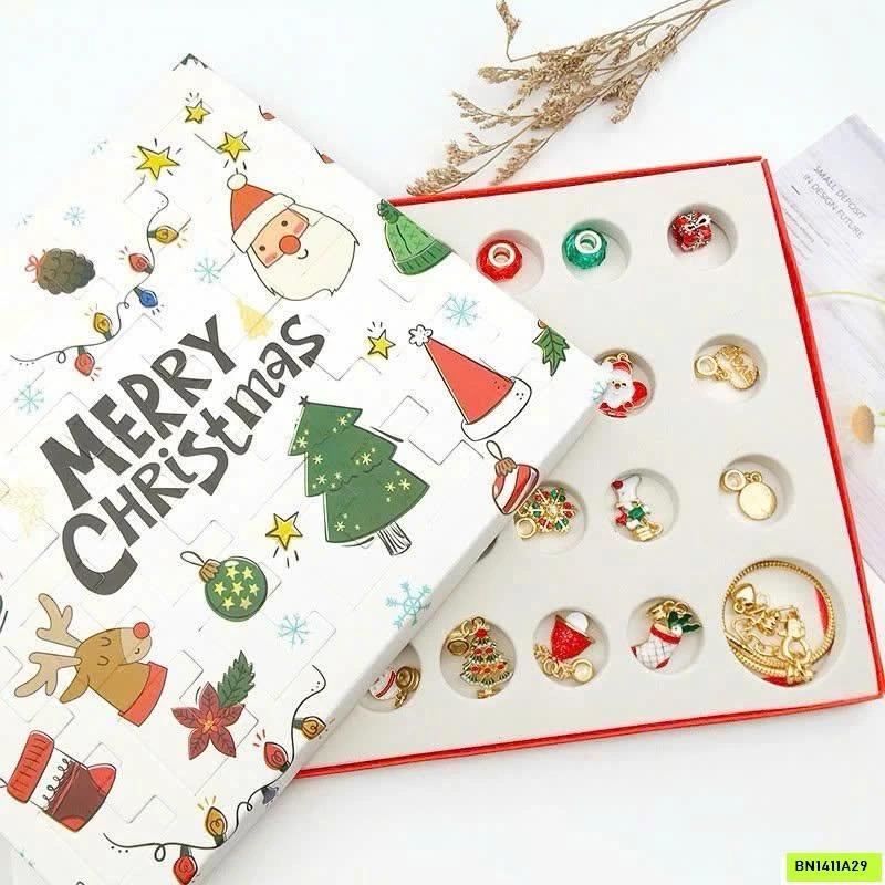 DIY VÒNG TAY CHARM GIÁNG SINH