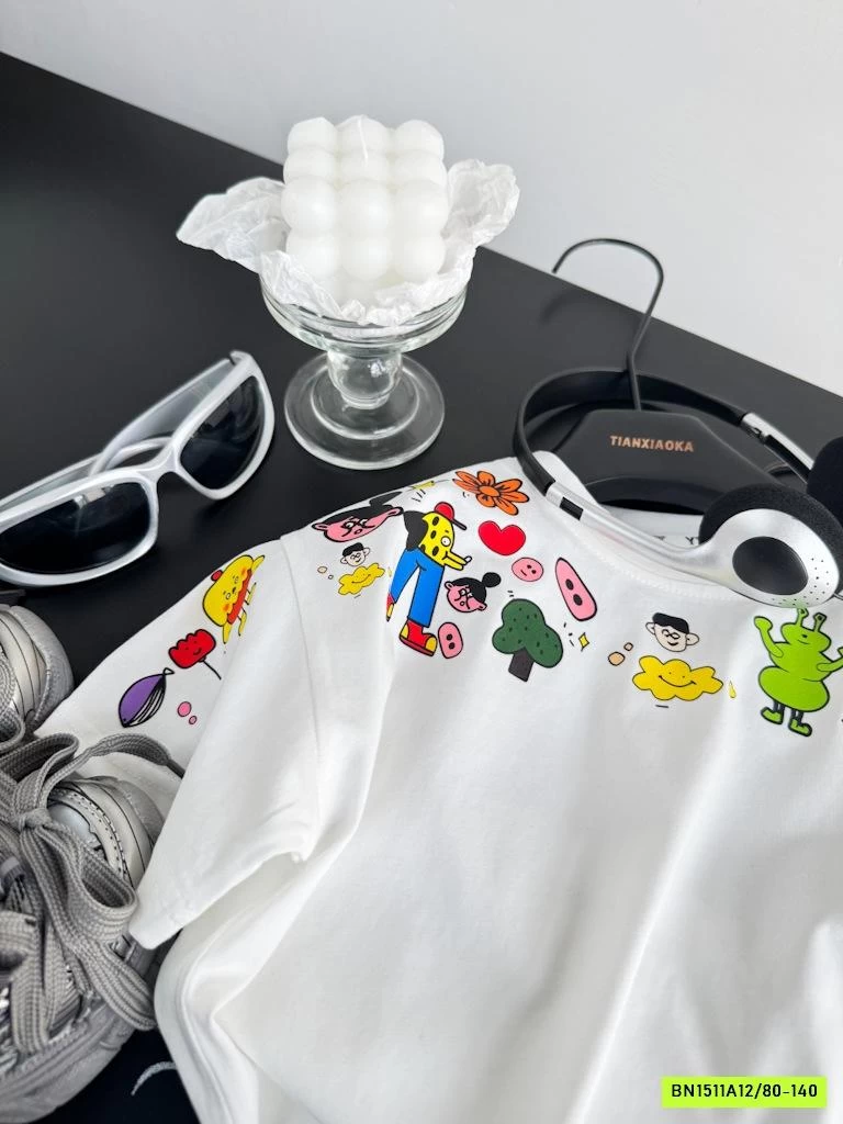 ÁO THUN IN HÌNH VIỀN CỔ