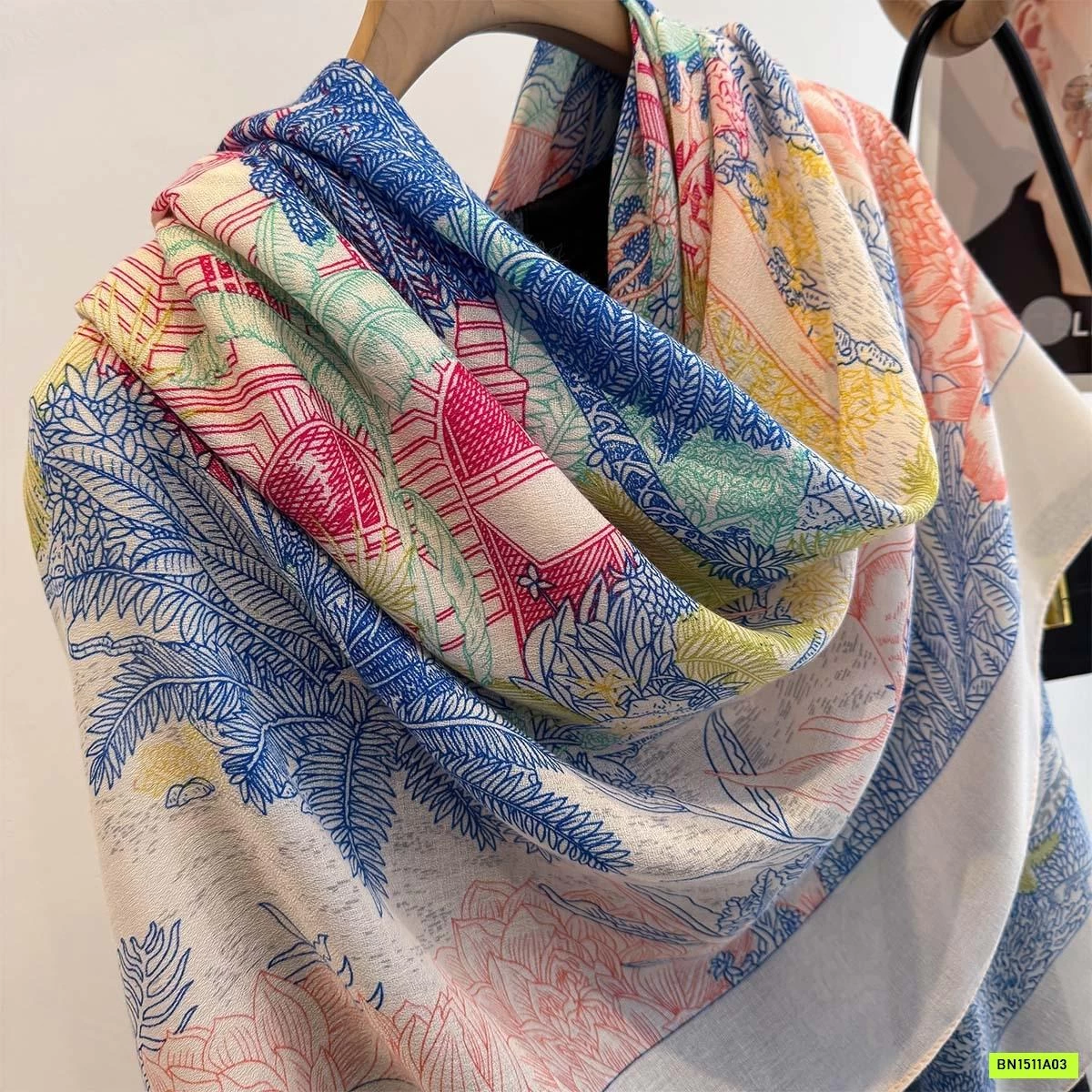 KHĂN VOAN HỌA TIẾT