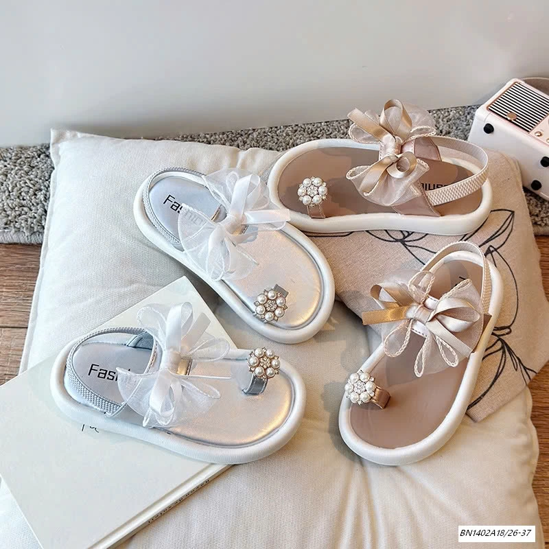 SANDAL XỎ NGÓN NƠ VOAN