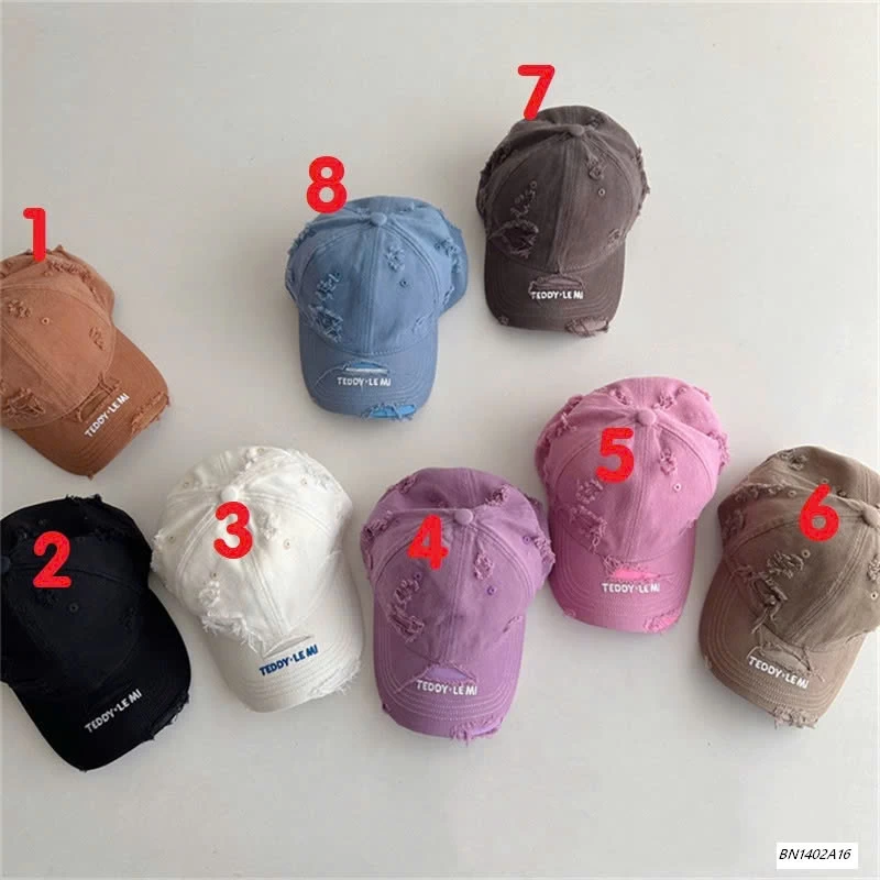 MŨ KẾT THÊU CHỮ RÁCH CÁ TÍNH