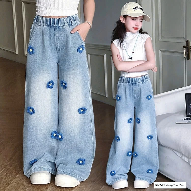 JEANS SUÔNG GẮN HOA SZ ĐẠI
