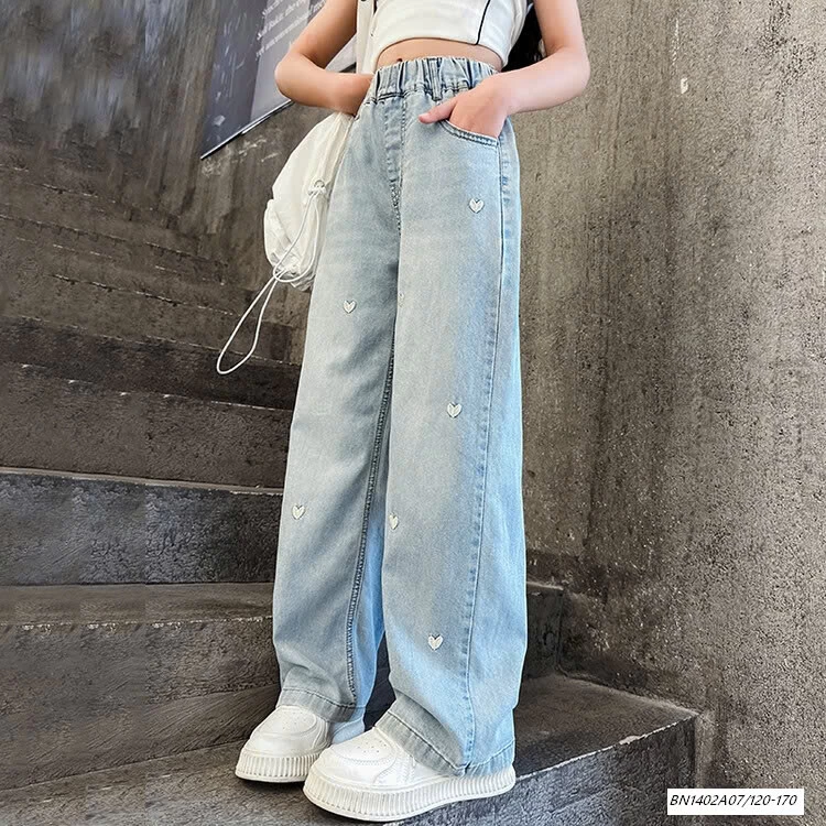 JEANS SUÔNG THÊU TRÁI TIM SZ ĐẠI