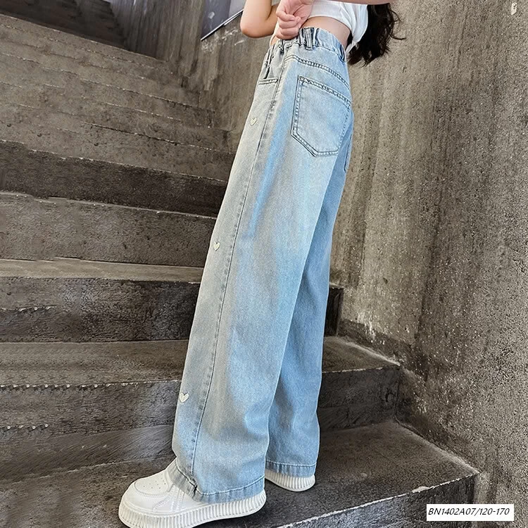 JEANS SUÔNG THÊU TRÁI TIM SZ ĐẠI