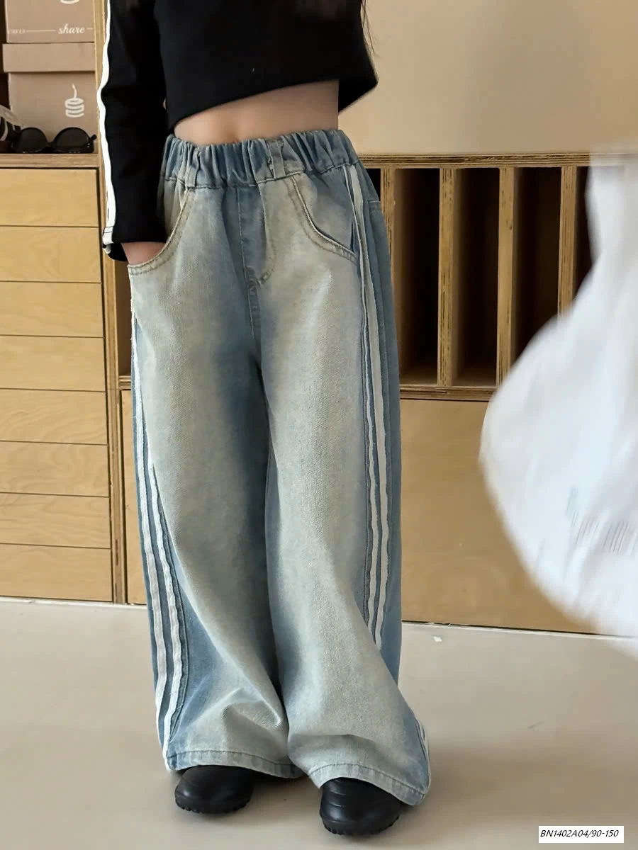 JEANS SUÔNG BẠC MÀU SỌC BÊN