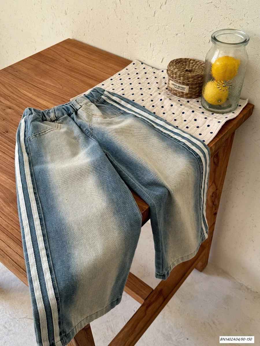 JEANS SUÔNG BẠC MÀU SỌC BÊN