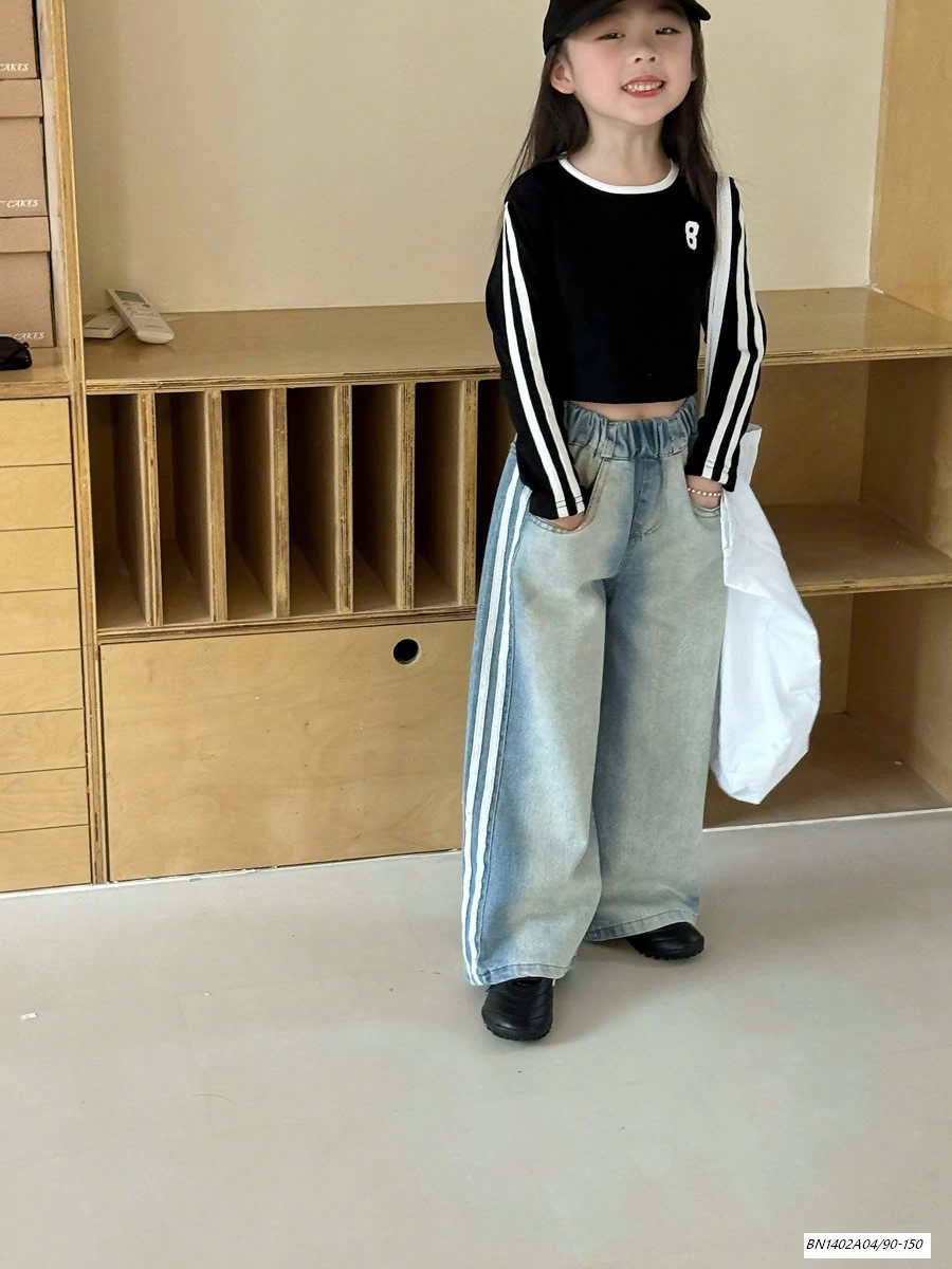 JEANS SUÔNG BẠC MÀU SỌC BÊN