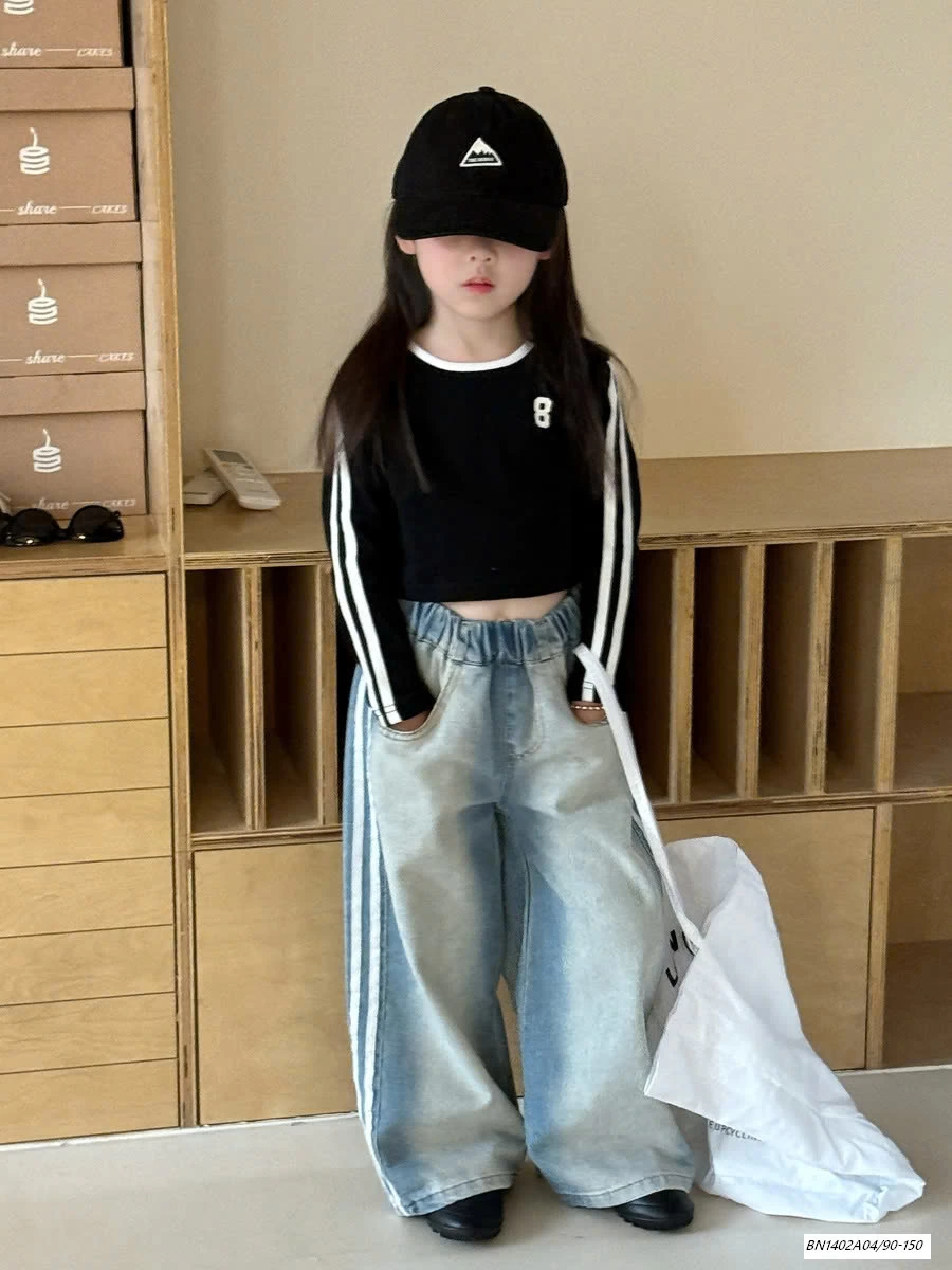 JEANS SUÔNG BẠC MÀU SỌC BÊN