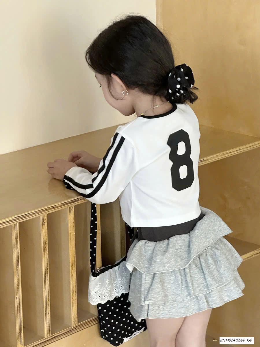 CROPTOP SỌC VAI THỂ THAO