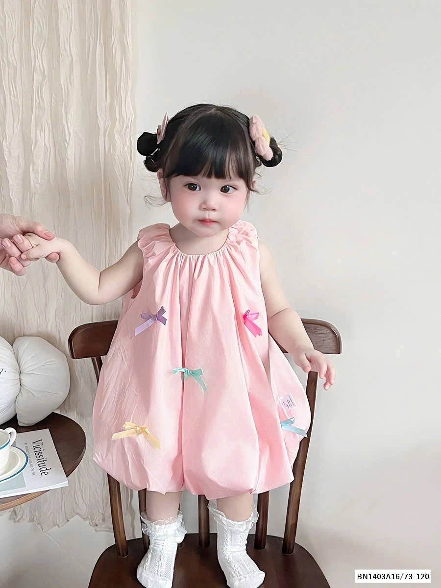 ĐẦM BÍ GẮN NƠ