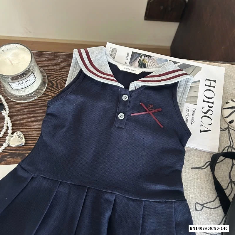 ĐẦM SÁT NÁCH CHÂN LY