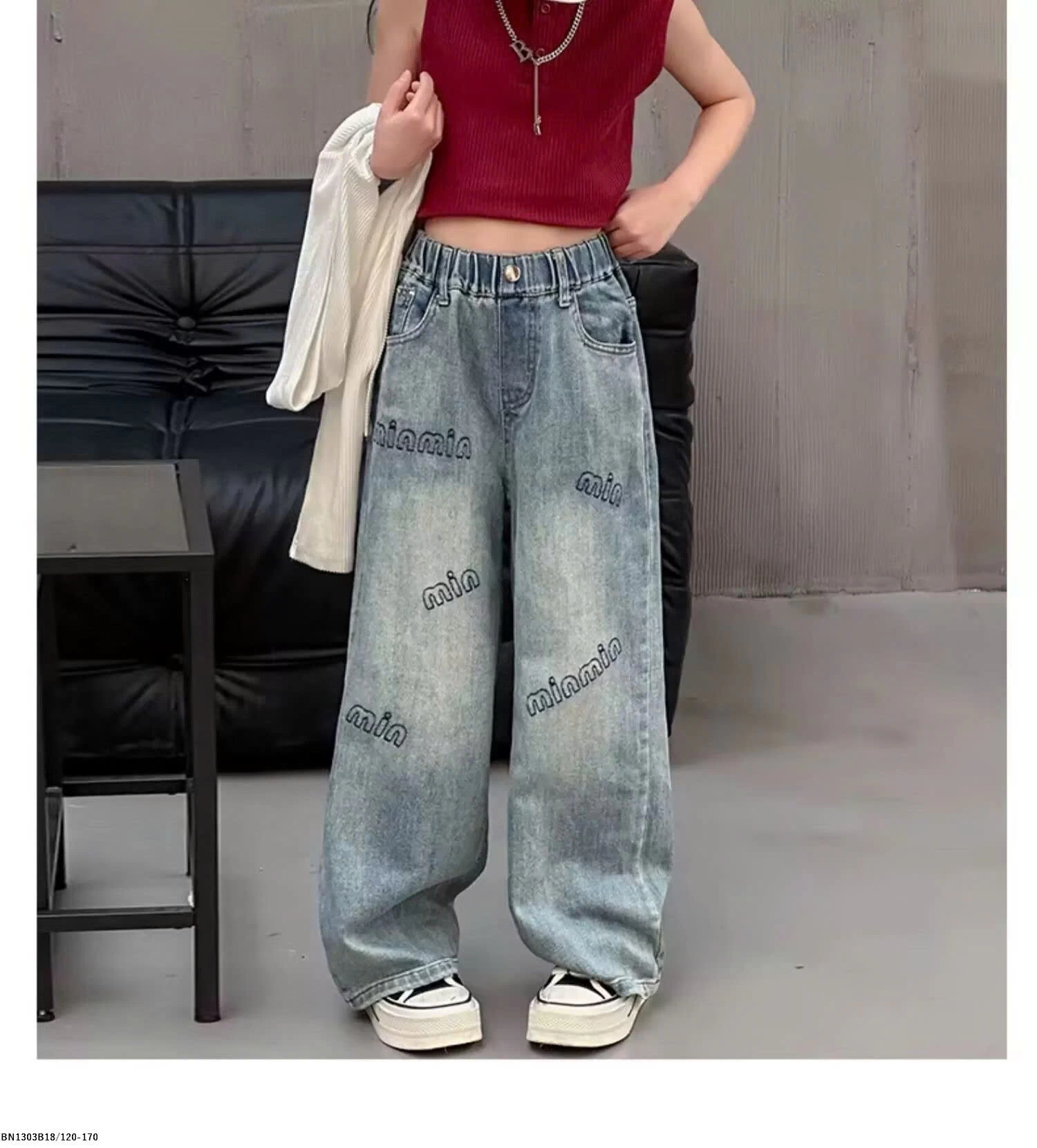 QUẦN JEAN SUÔNG CHỮ MINMIN