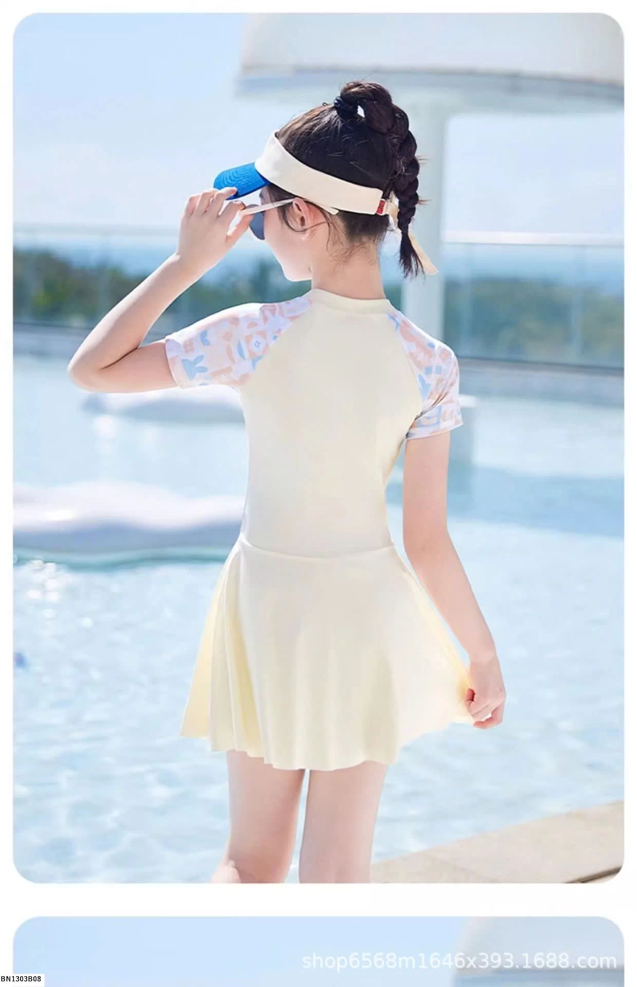 VÁY BƠI TRẮNG KEM BÉ GÁI