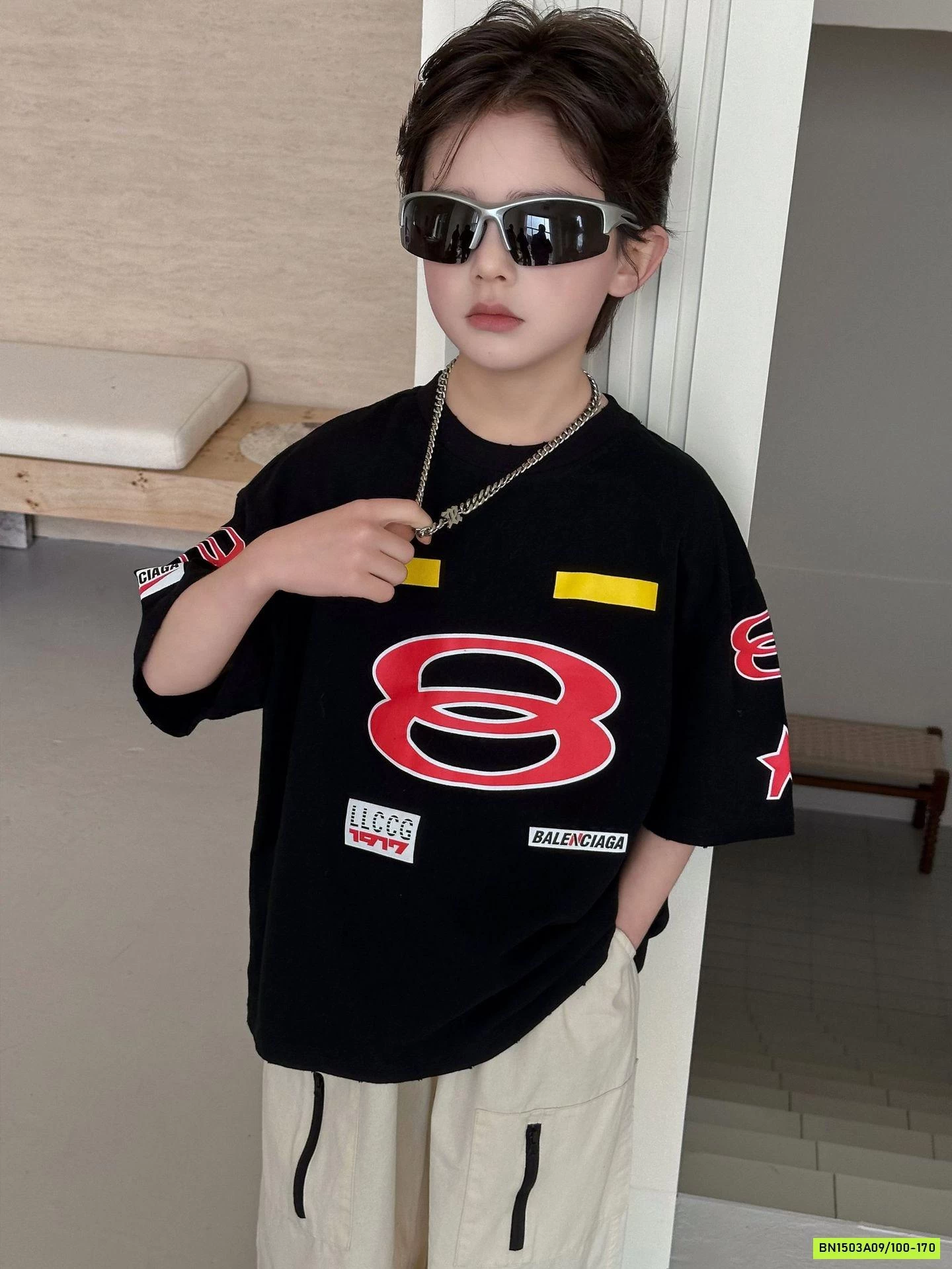 ÁO THUN ĐEN SỐ 8