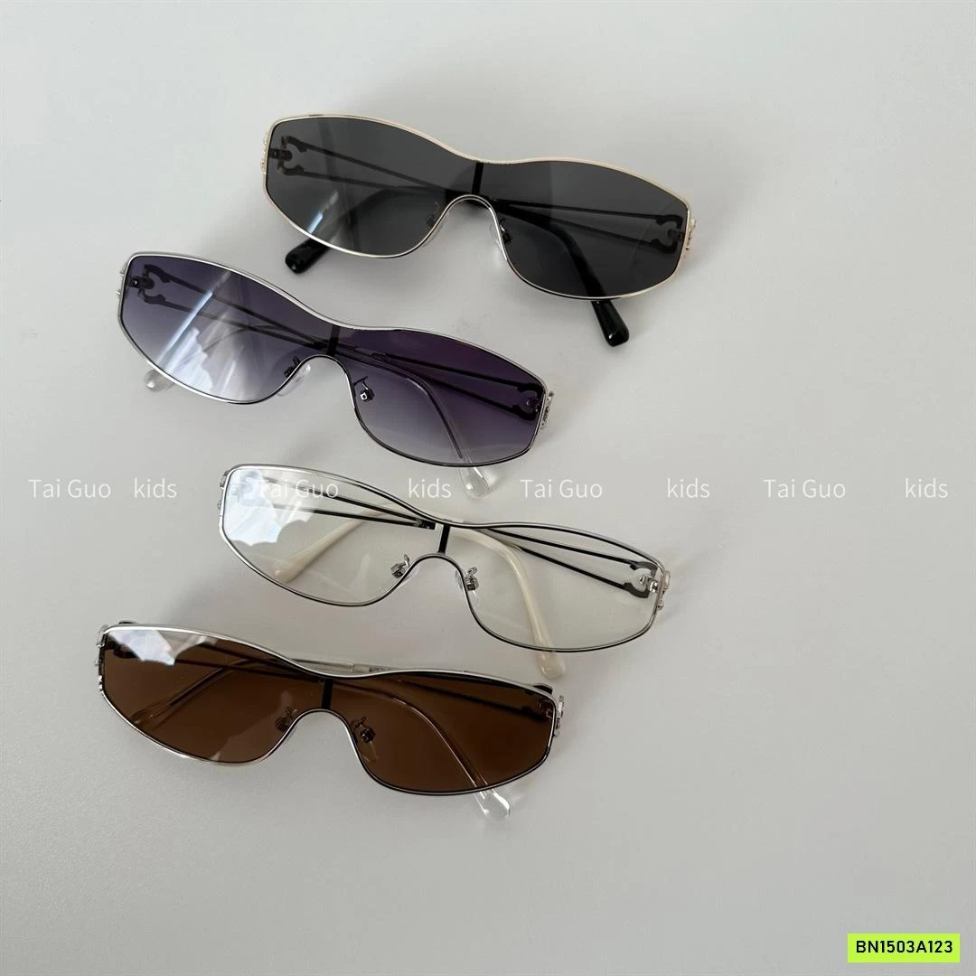 KÍNH RÂM THỜI TRANG VIỀN MÀU