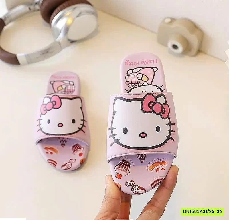 DÉP LÊ ELSA MICKEY BÉ GÁI