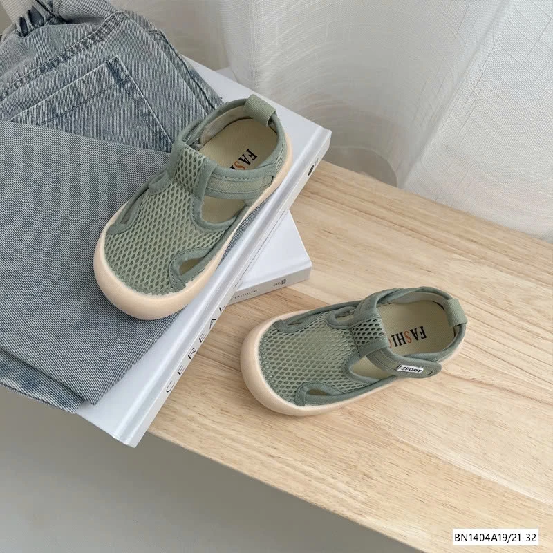 GIÀY LƯỚI QUAI DÁN