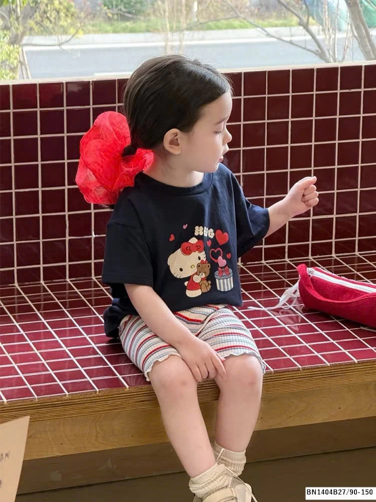 SÉT ÁO THUN KITTY MIX QUẦN LEG ĐÙI KẺ