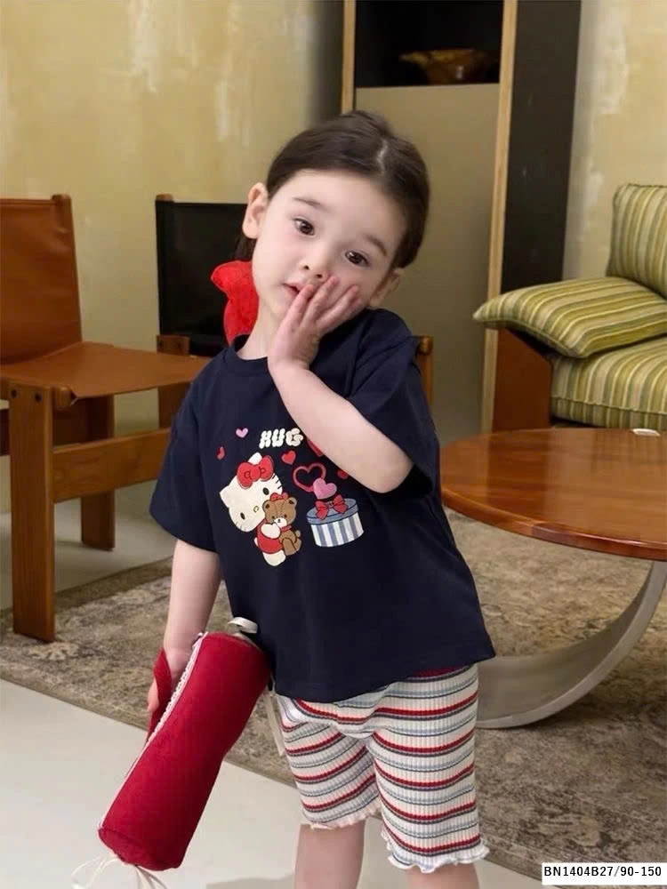 SÉT ÁO THUN KITTY MIX QUẦN LEG ĐÙI KẺ