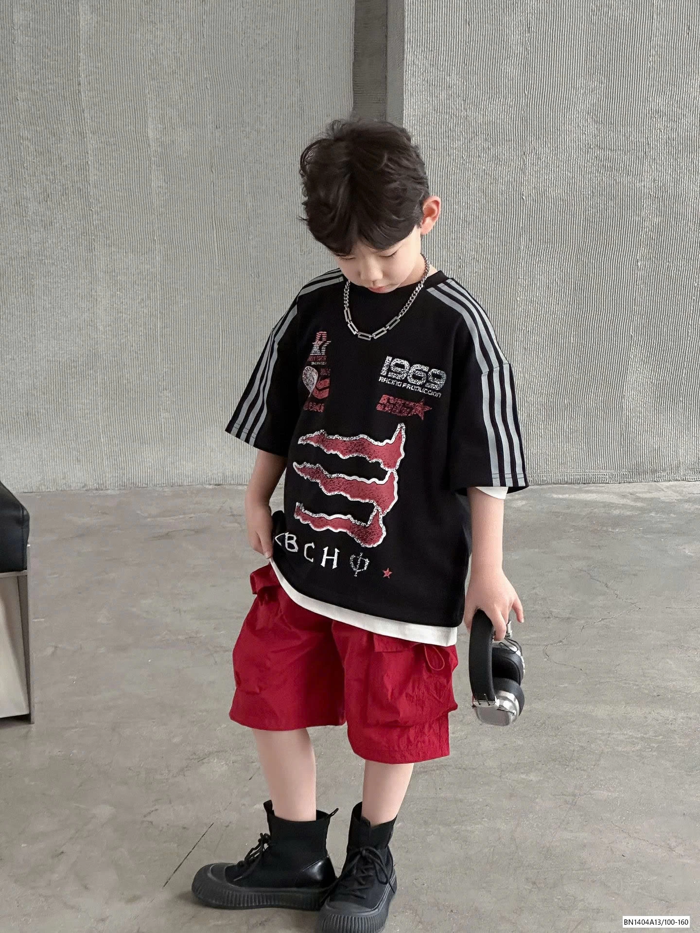 SÉT ÁO ĐEN MIX SHORT ĐỎ