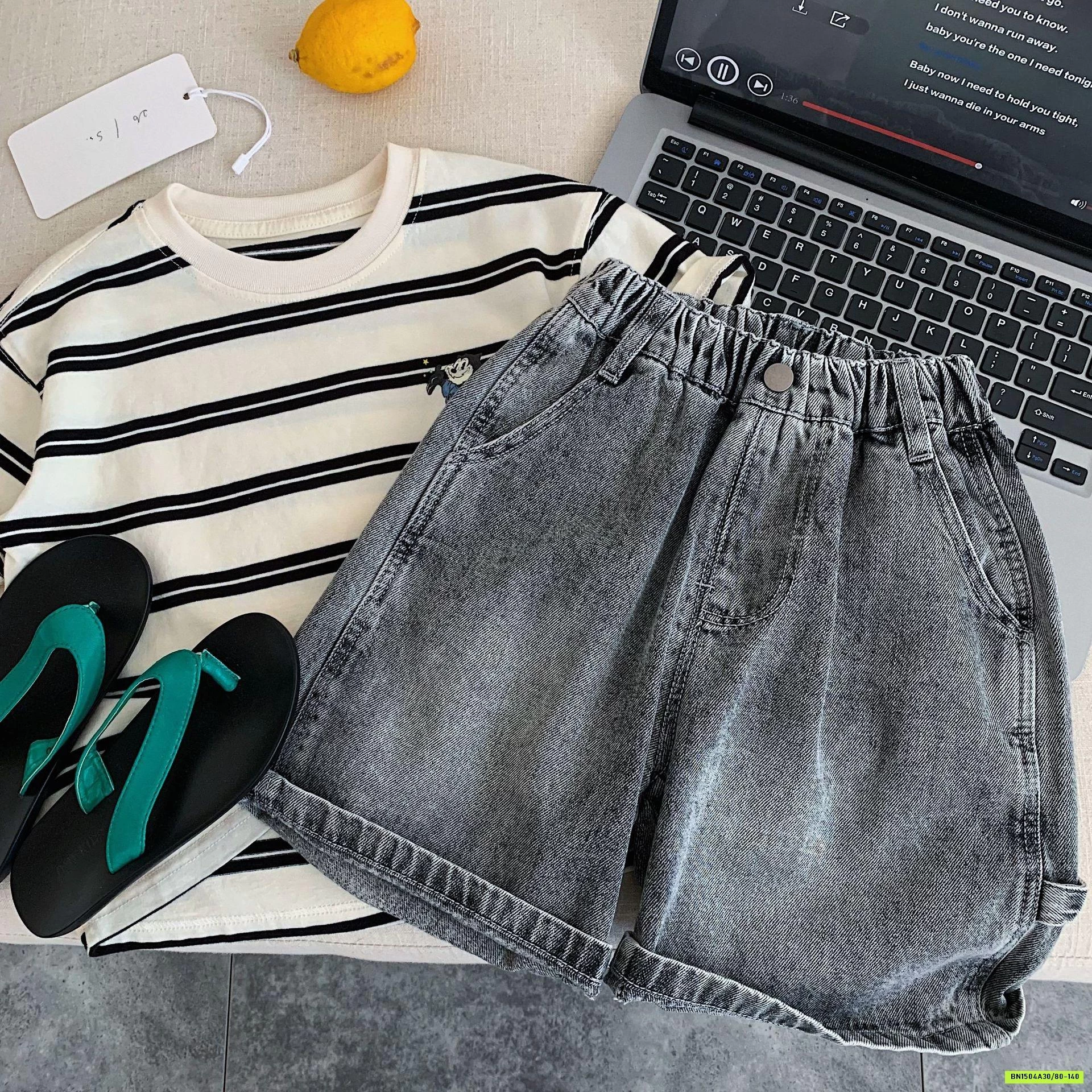 SHORT JEANS THÊU MÔNG