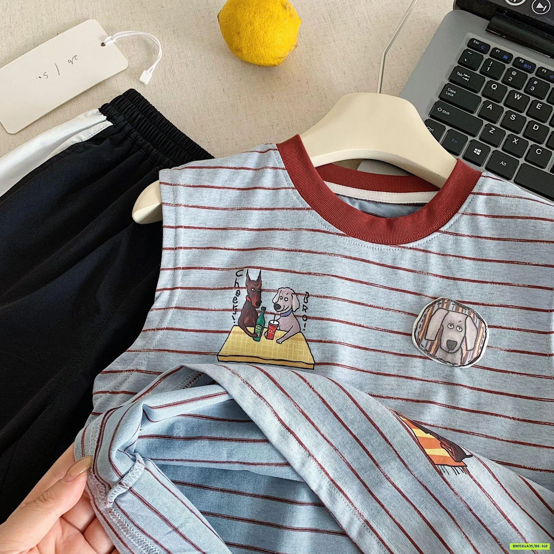 ÁO THUN KẺ SÁT NÁCH