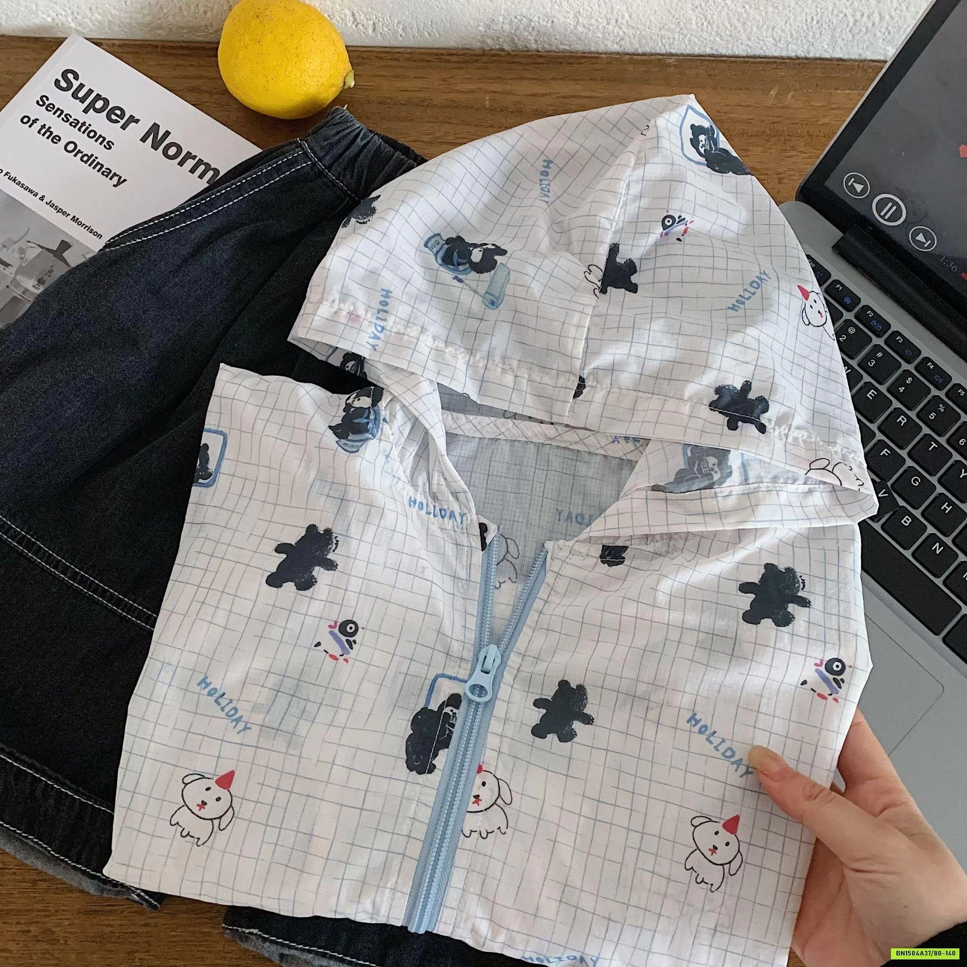 KHOÁC GIÓ TENCEL CHỐNG NẮNG HOẠT HÌNH