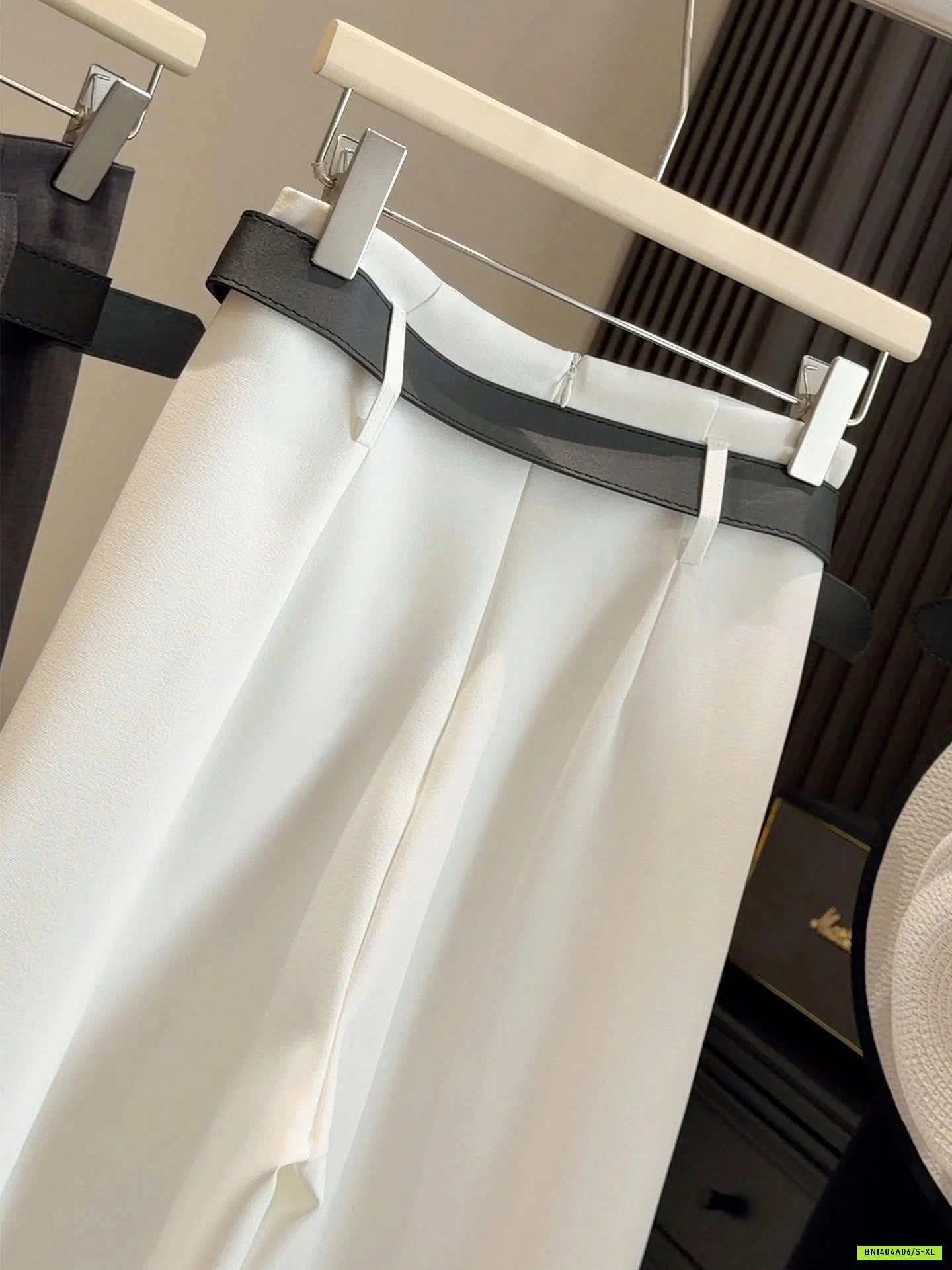 QUẦN TÂY ỐNG RỘNG ANNA