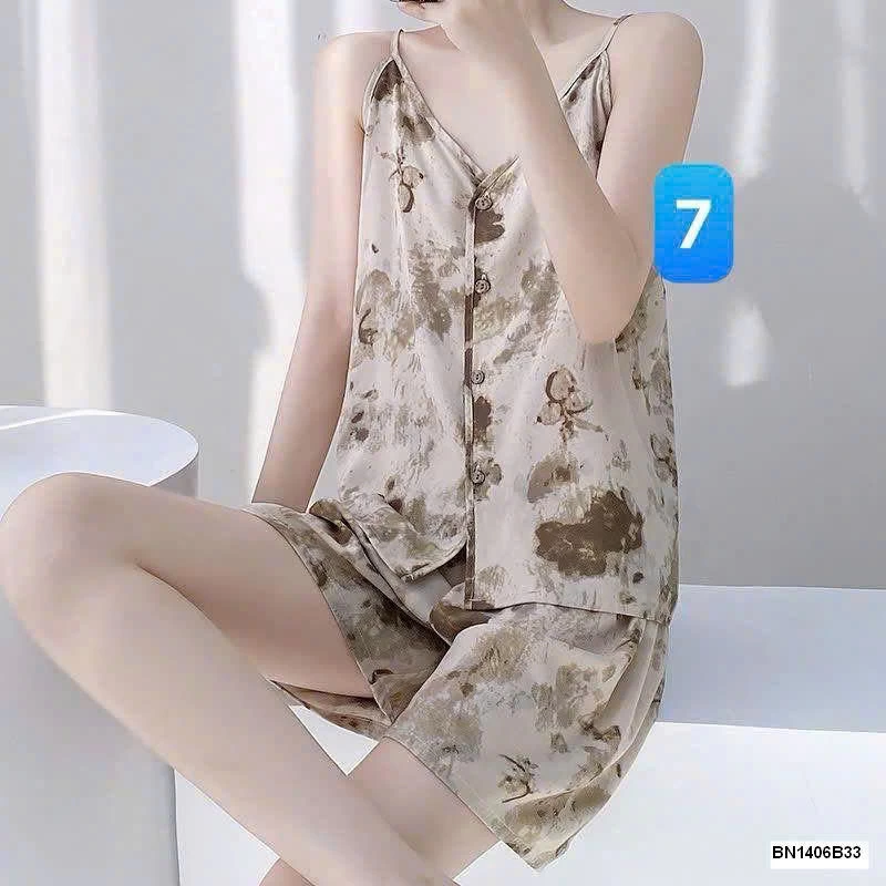 BST BỘ HAI DÂY MẶC NHÀ