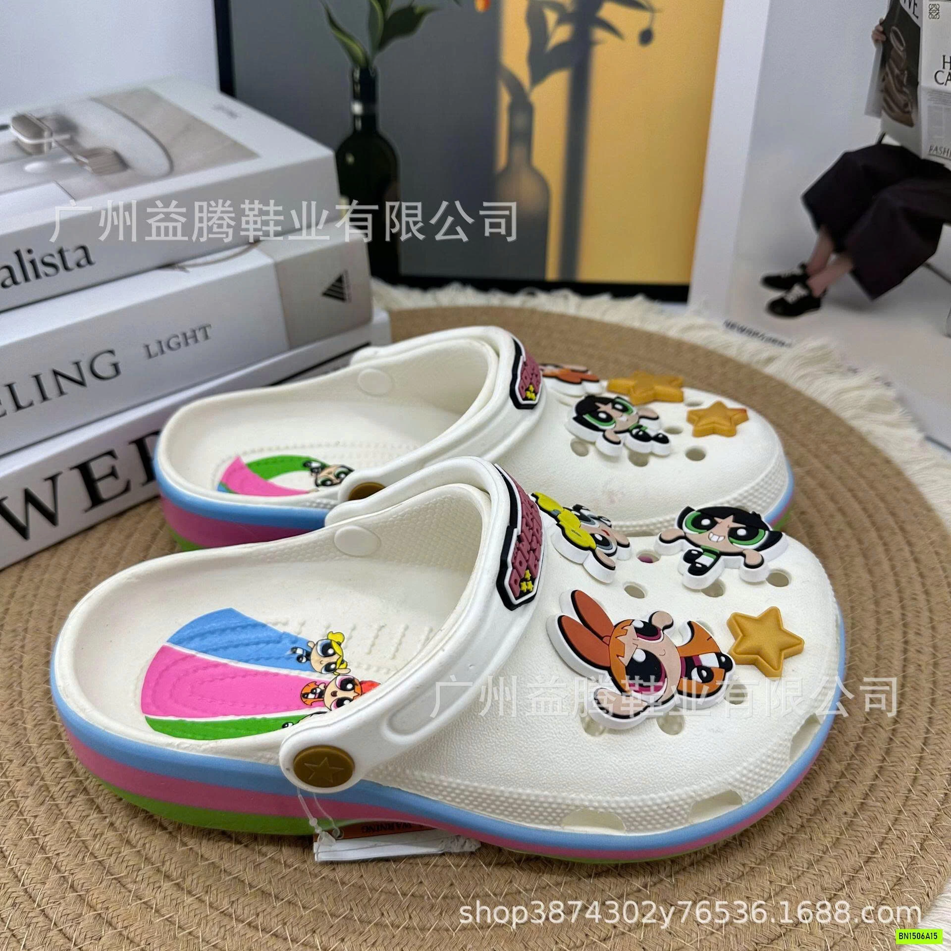 CROCS POWERPUFF GIRLS SIÊU XỊN