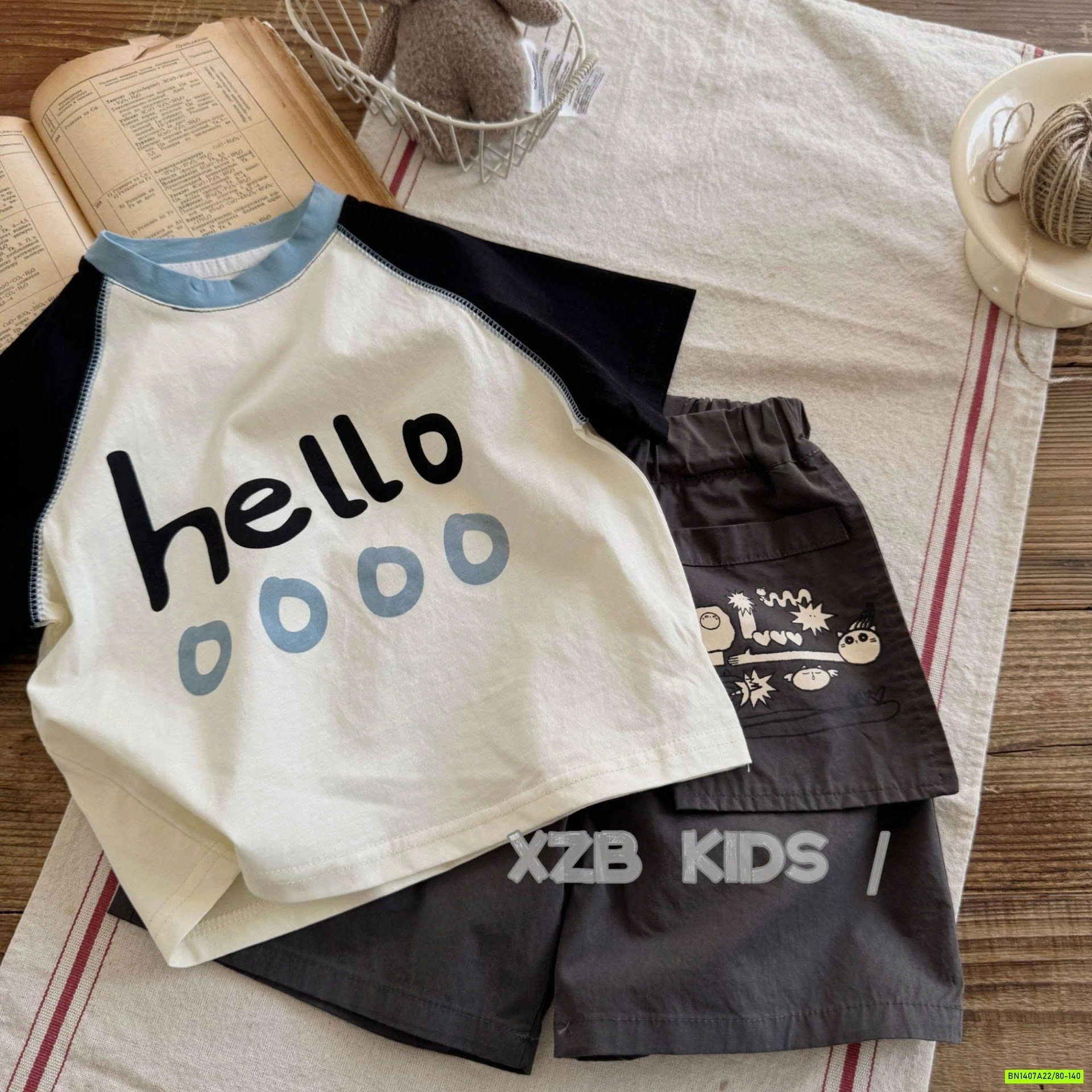 ÁO THUN HELLO PHỐI MÀU TAY