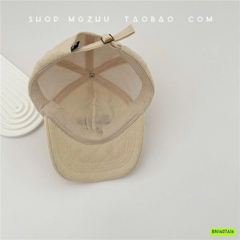 MŨ KẾT NHUNG TĂM SMILE