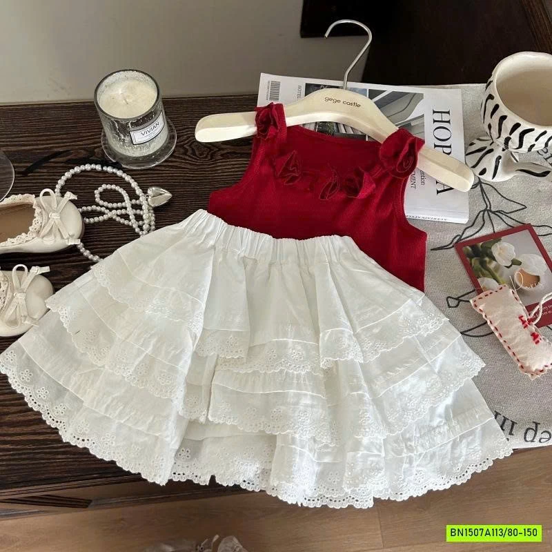 SÉT ÁO YẾM ĐỎ MIX CV TRẮNG