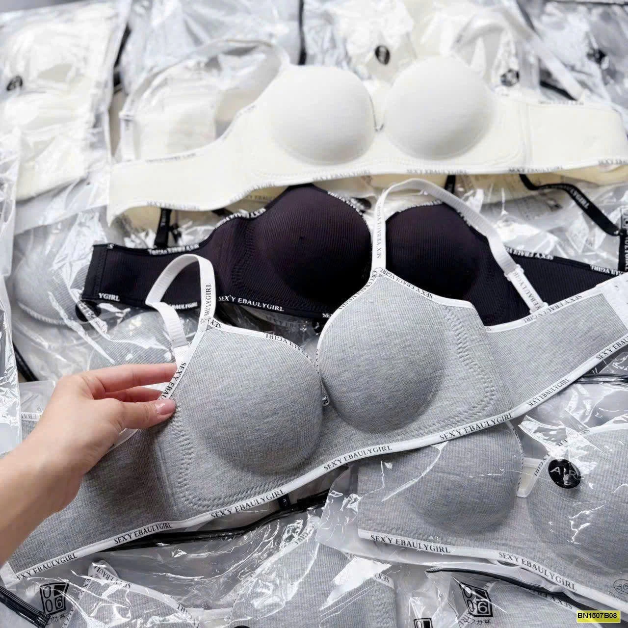 ÁO BRA VIỀN CHỮ KO GỌNG