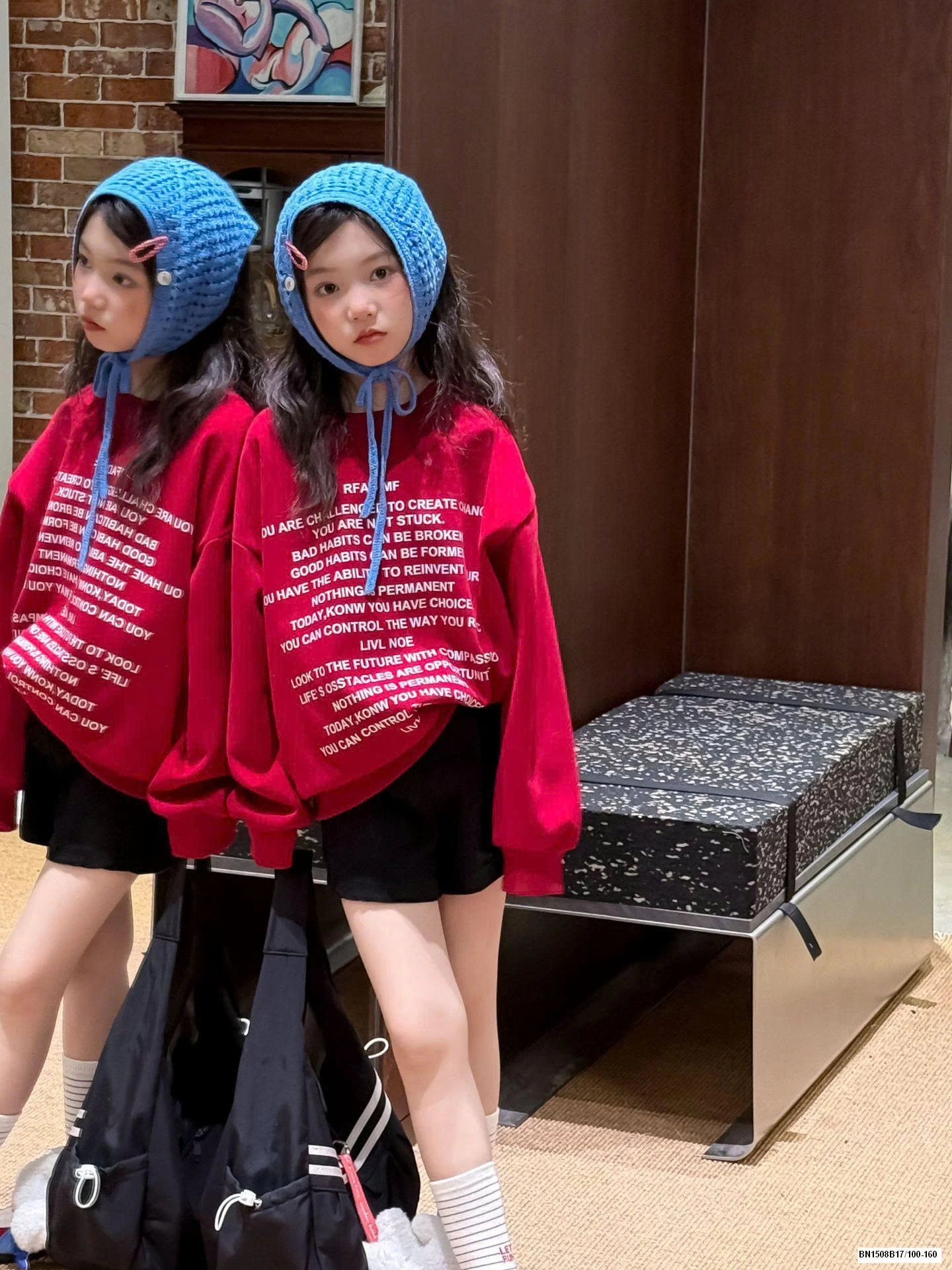 SET ÁO NỈ ĐỎ MIX QUẦN SHORT ĐEN