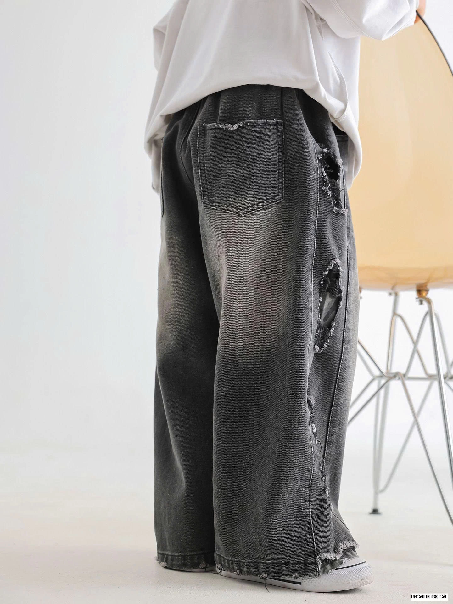 QUẦN JEAN SUÔNG RÁCH BT