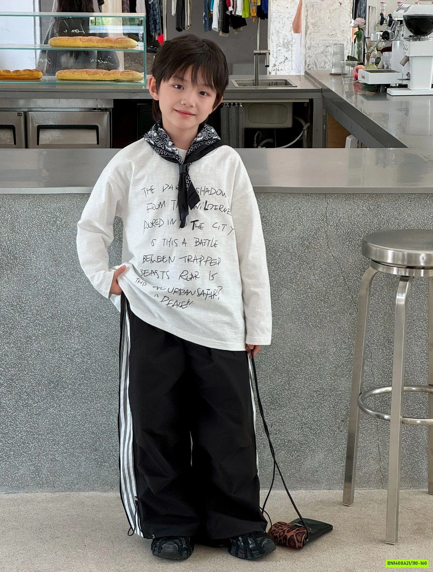 ÁO THUN XƯỚC IN CHỮ NHỎ