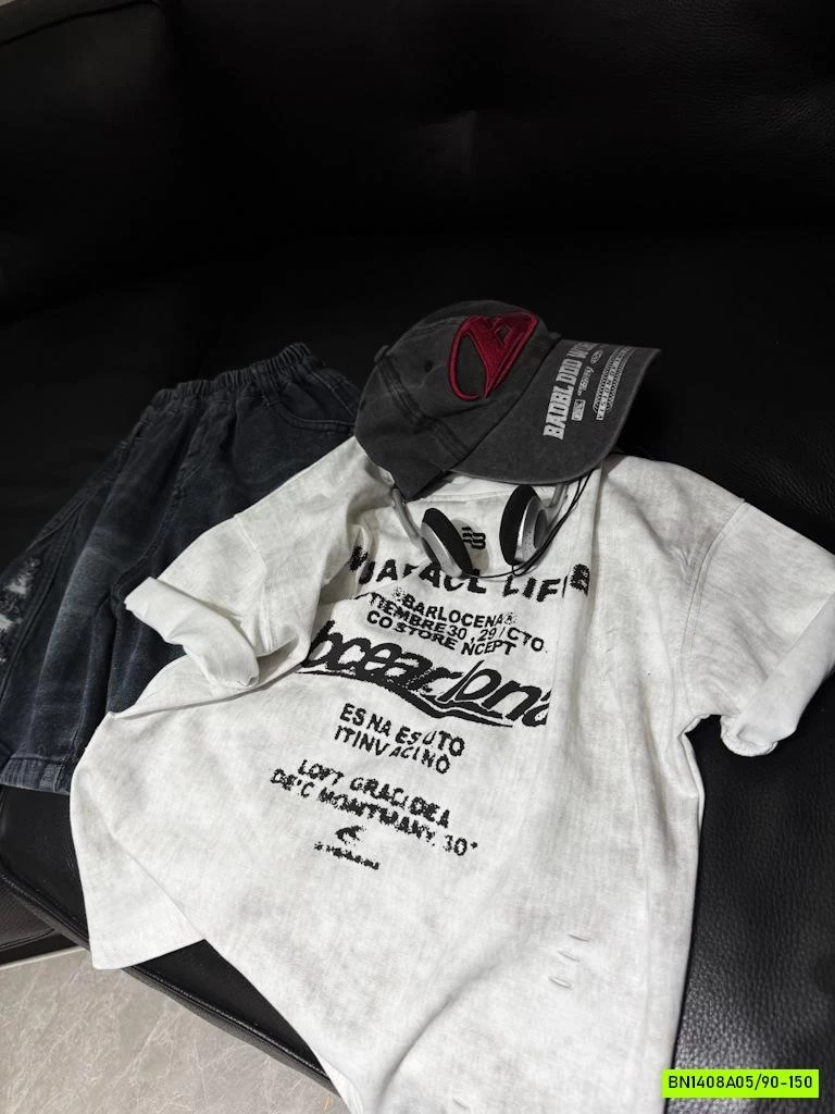 ÁO THUN BẠC MÀU IN CHỮ CÁ TÍNH