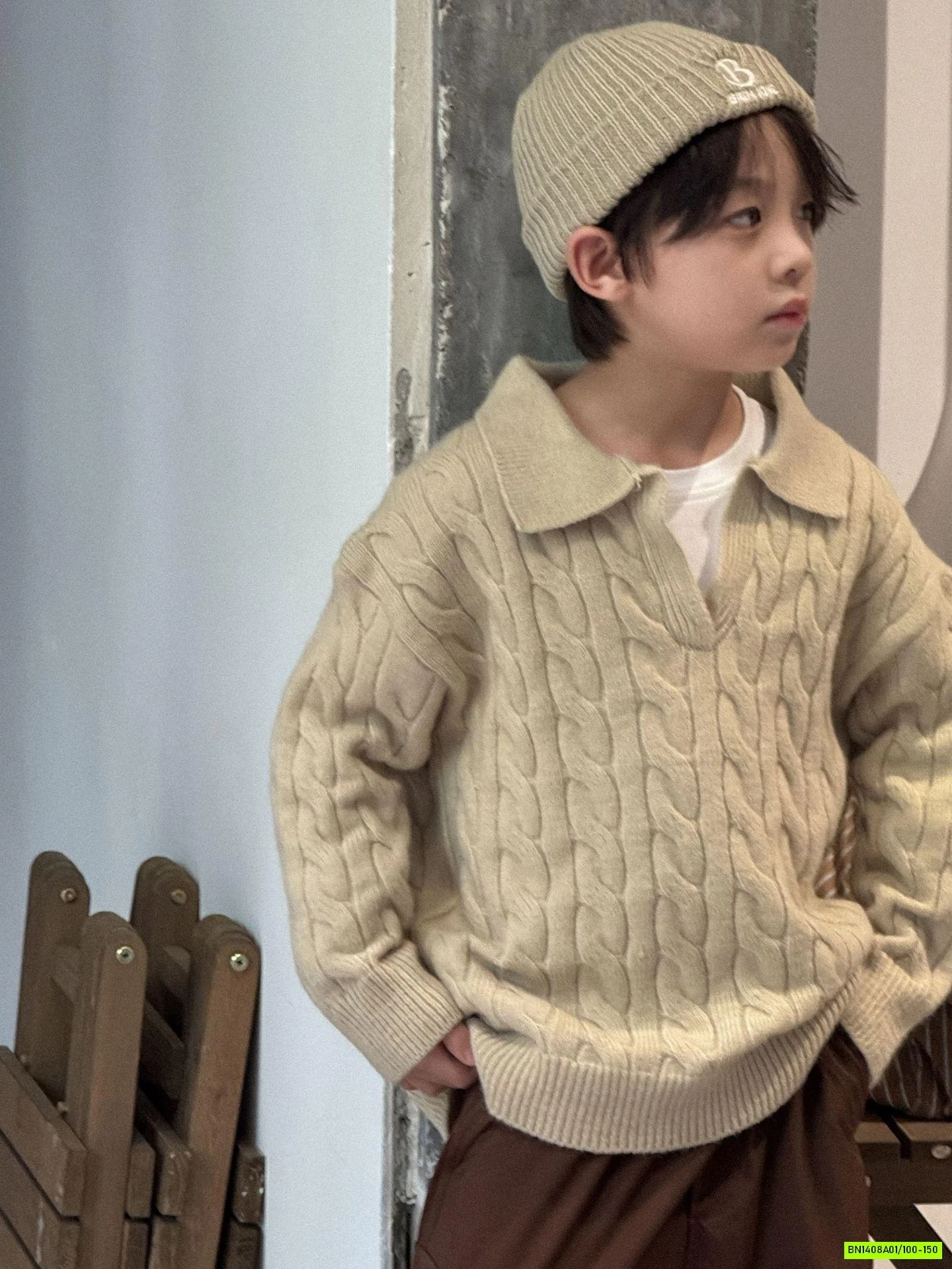 ÁO LEN VẶN THỪNG CỔ BẺ