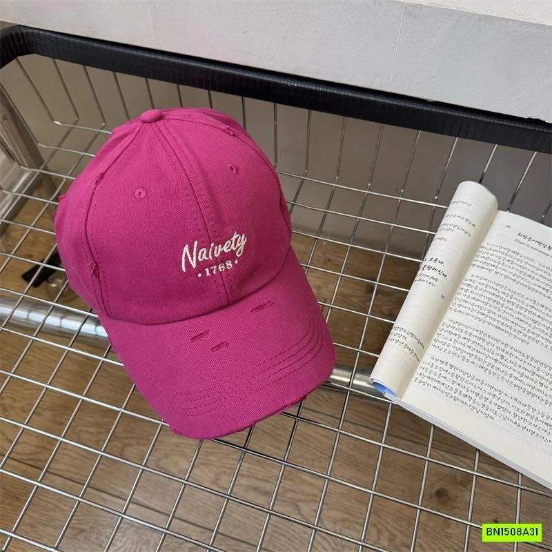 MŨ KẾT THÊU CHỮ VIỀN RÁCH CÁ TÍNH