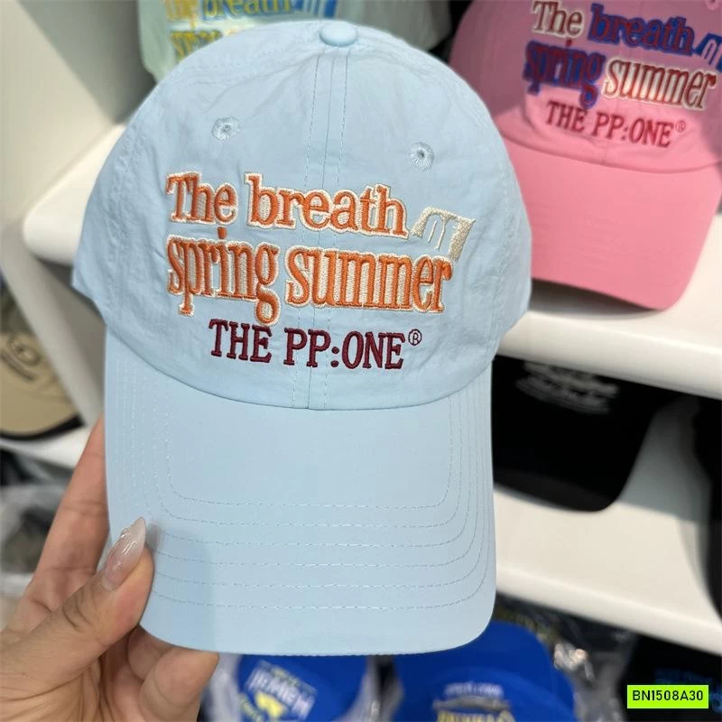 MŨ KẾT GIÓ THÊU CHỮ SẮC MÀU NỮ