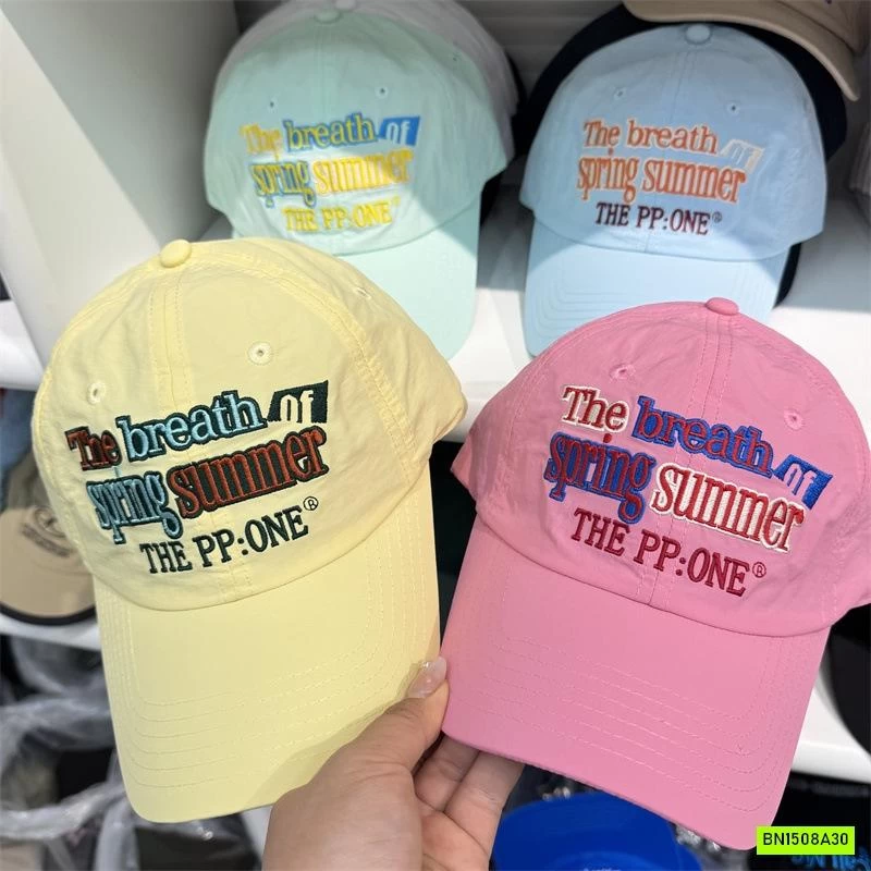 MŨ KẾT GIÓ THÊU CHỮ SẮC MÀU NỮ